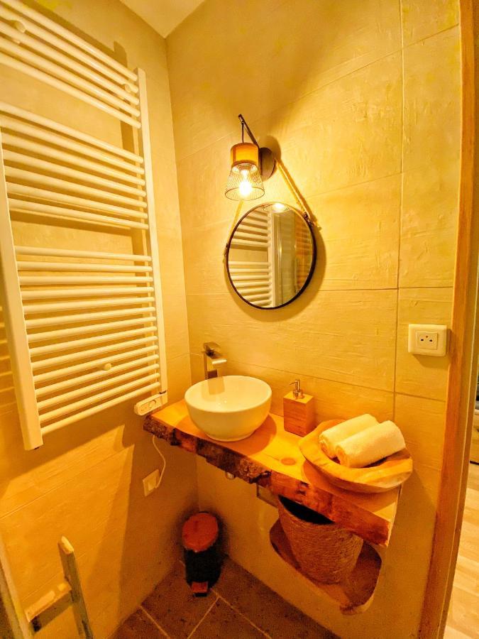 L'Esprit Zen: Tranquil City Center Stay in Verdun Exterior photo